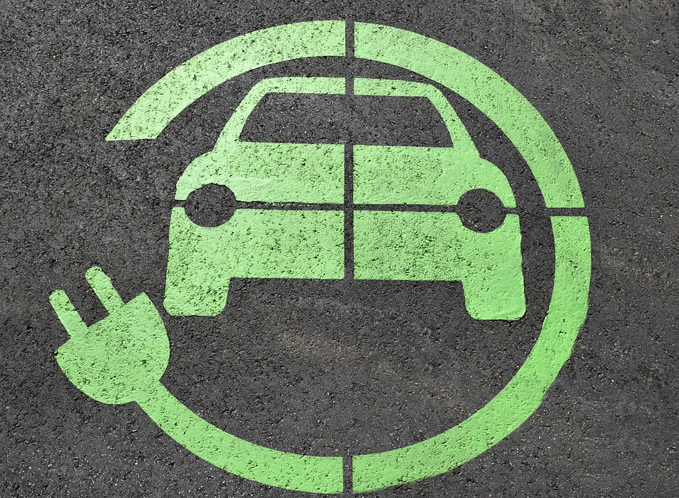 U.S. Lawmaker Proposes Bill to End Electric Vehicle Tax Credits, Impose Highway User Fees