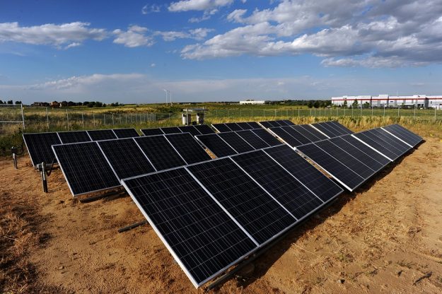 Colorado State Lawmakers Pass Bill to Expand Community Solar Program
